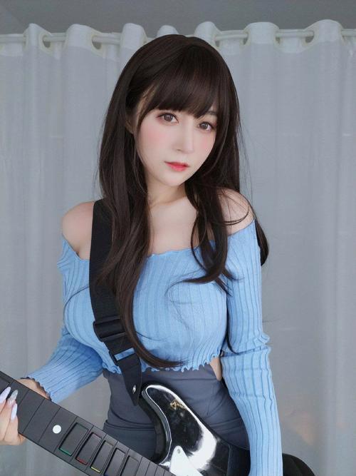 精品久久久久久日的相关介绍