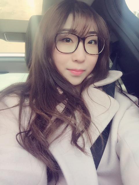 美女操出白的相关介绍