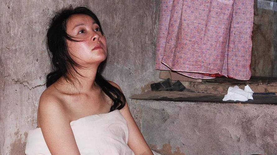 少妇一区二区亚洲的相关介绍