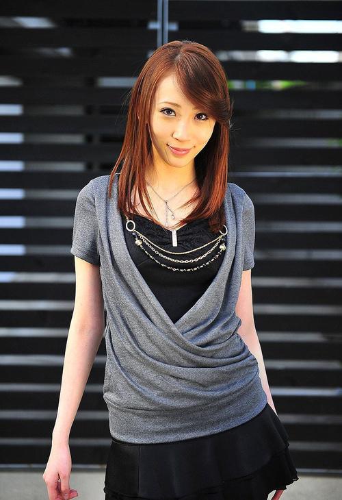黄动漫美女的相关介绍