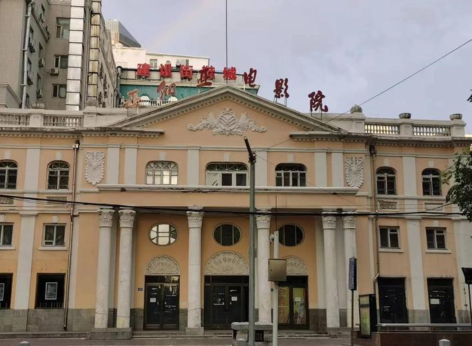男女黄动漫的相关介绍