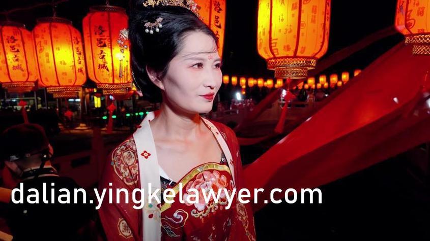 邻居家的天使大人小说的相关介绍