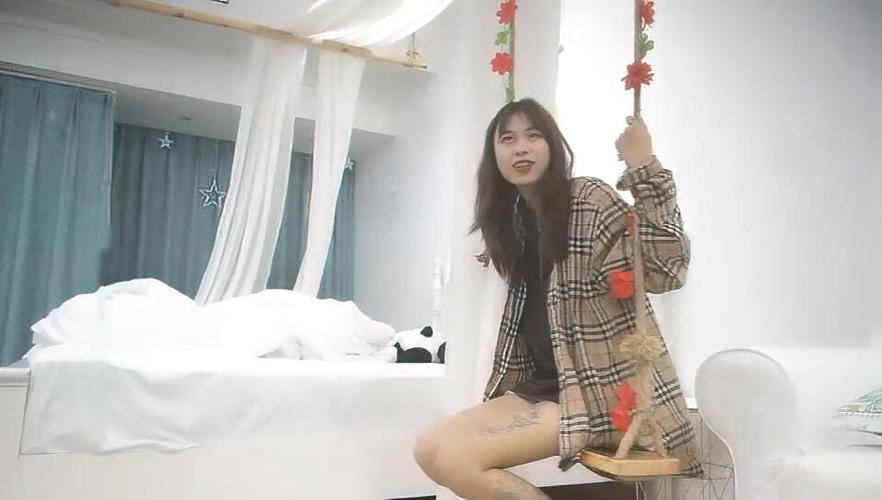 风骚少妇av色的相关介绍