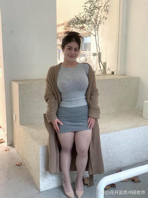 黑操白女的相关介绍