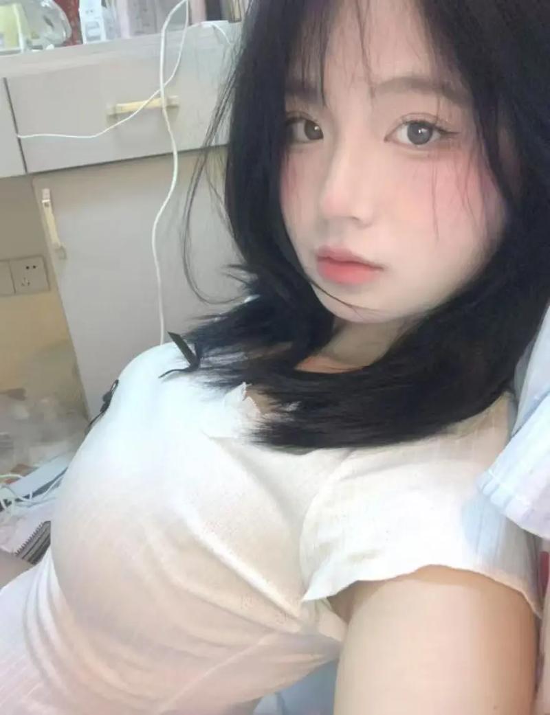 肥胖女人毛片全黄的相关介绍