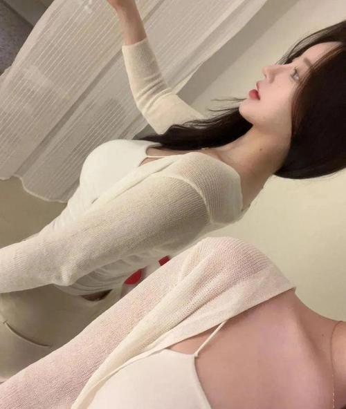 精品人妻少妇av的相关介绍