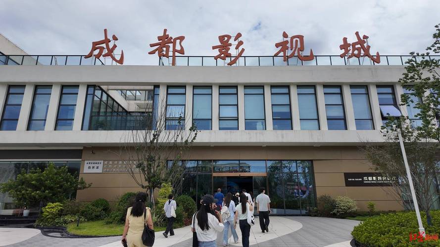 老湿影院费试看10分钟的相关介绍